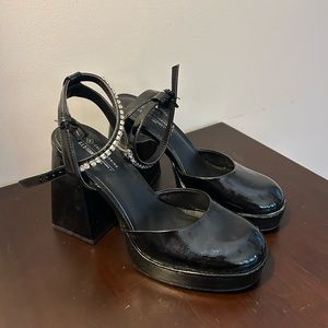 Spring Closed Toed Plaform Heels with Rhinestone Straps